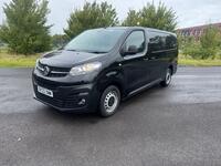 VAUXHALL VIVARO